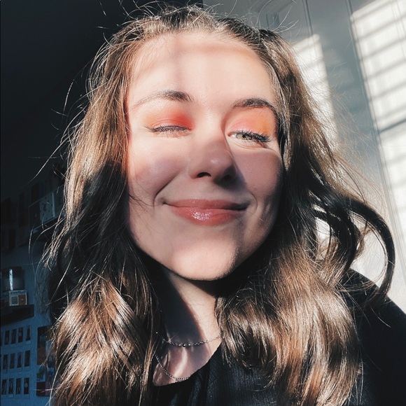 Meet your Posher, Aliyah - Picture 1 of 2